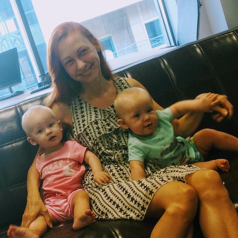 Анна Шевлякова с дочками
