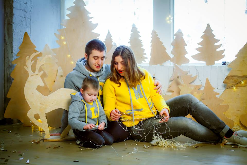 Галина Будилова с сыном и мужем