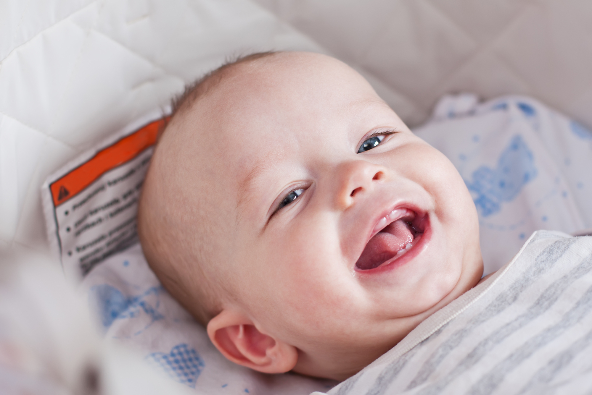  Режутся зубки у ребенка: как помочь и что делать нельзя 