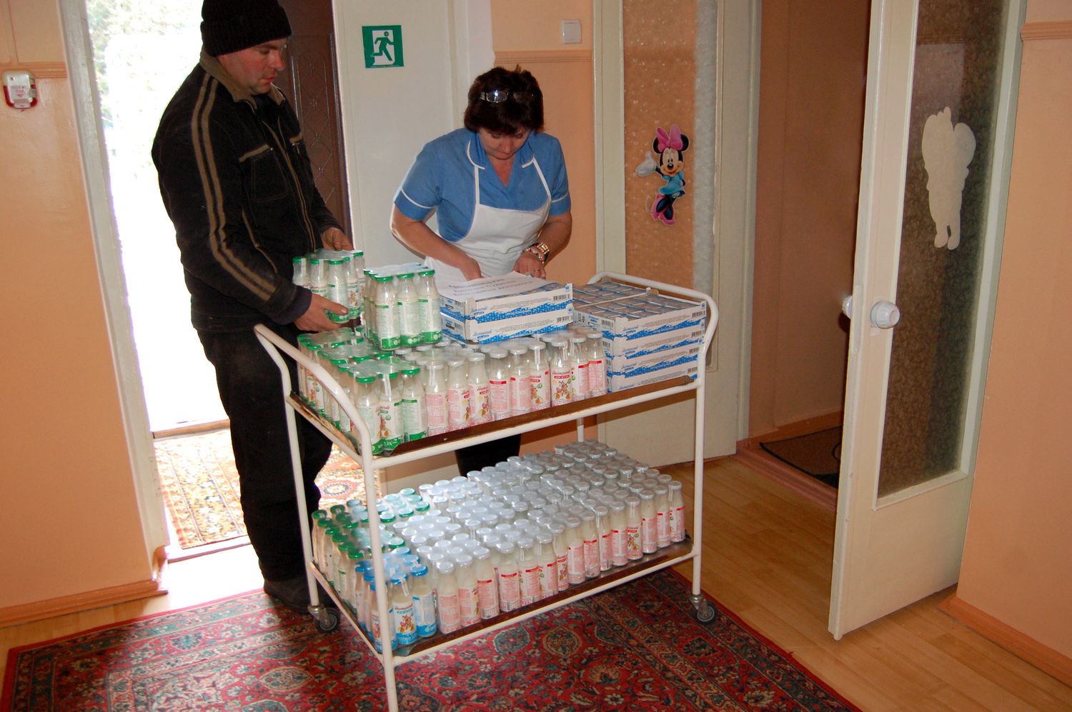 Молочна продукція Яготинске для дітей в дитбудинках