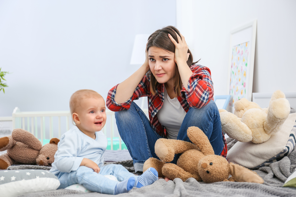 Післяпологова депресія у жінки з дитиною