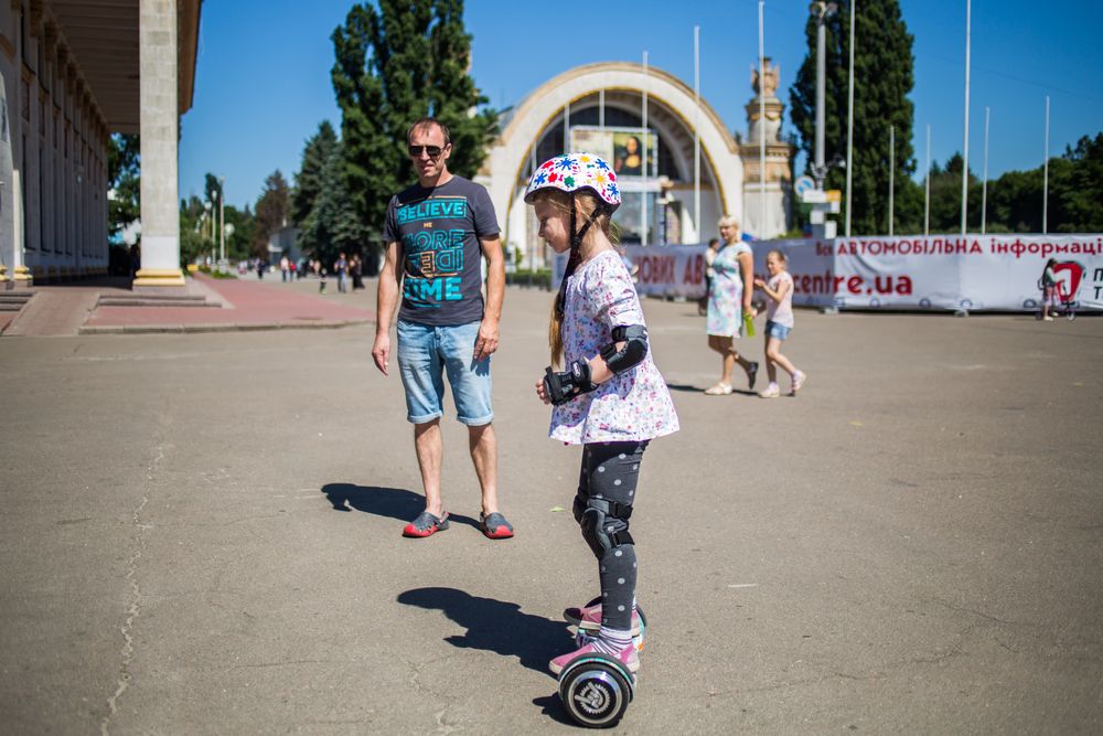Катание на гироборде на ВДНГ