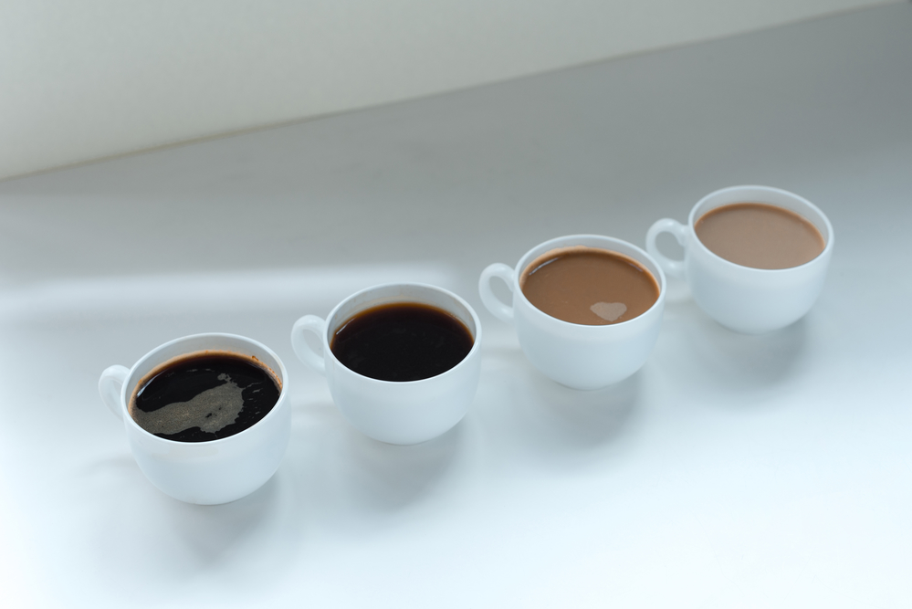Четыре чашки кофе